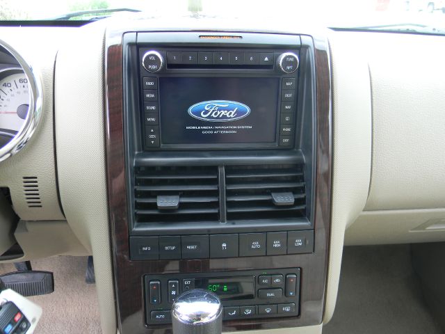 2009 Ford Explorer SLS Base