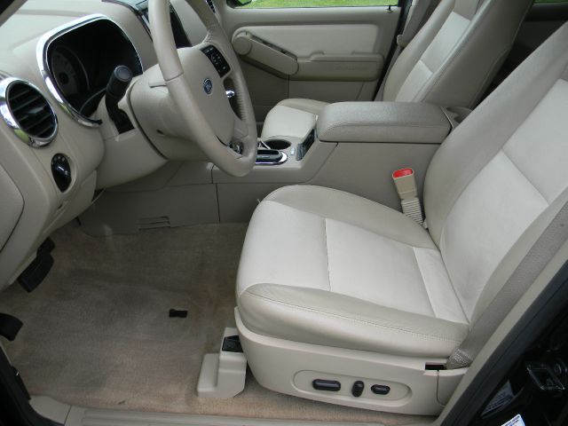 2009 Ford Explorer SLS Base