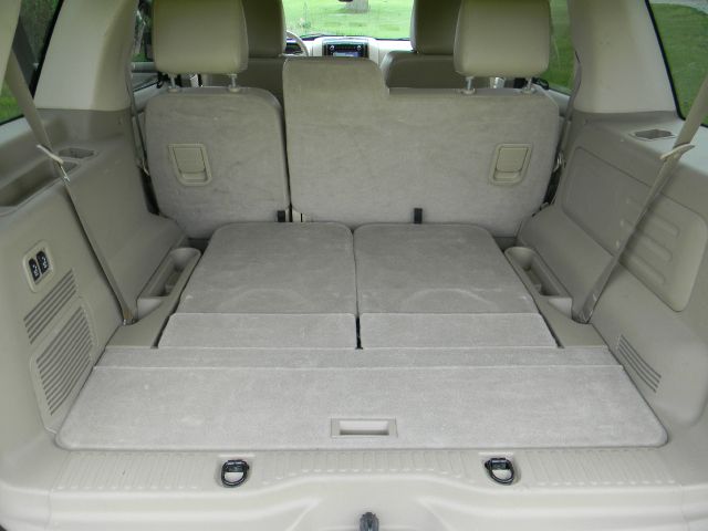 2009 Ford Explorer SLS Base