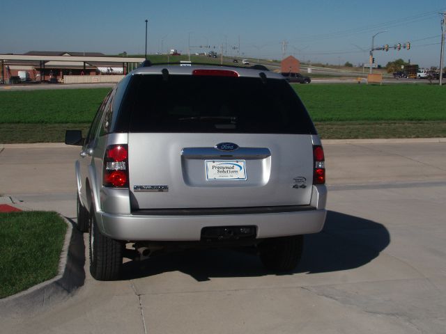 2010 Ford Explorer GXL