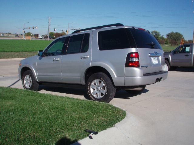 2010 Ford Explorer GXL