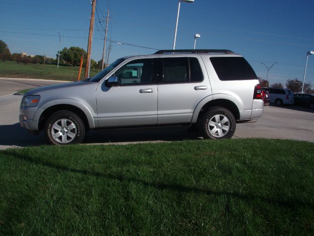 2010 Ford Explorer GXL