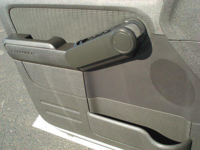 2010 Ford Explorer ESi