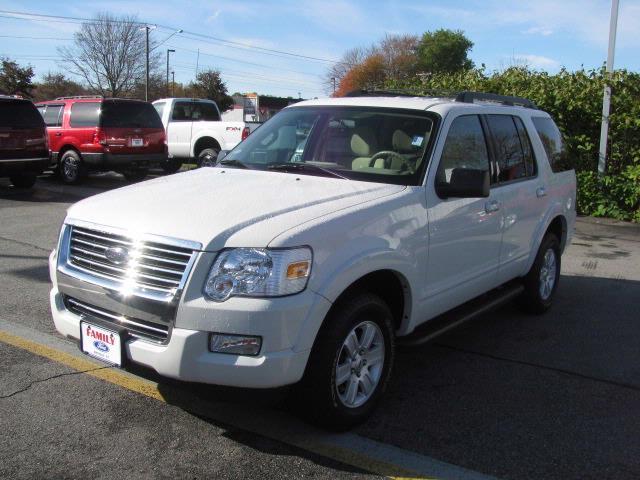 2010 Ford Explorer ESi