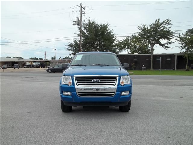 2010 Ford Explorer ESi