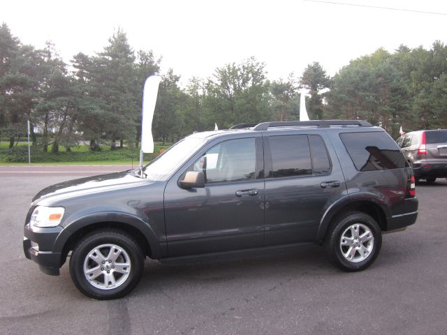 2010 Ford Explorer GXL