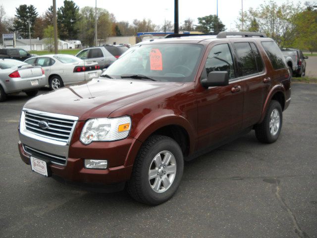 2010 Ford Explorer T6 AWD Leather Moonroof Navigation