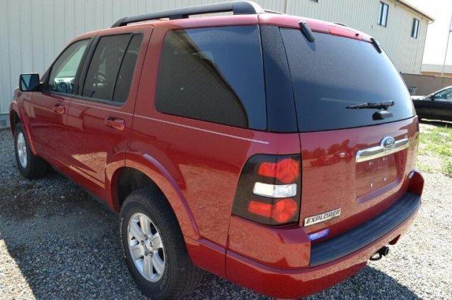 2010 Ford Explorer ESi