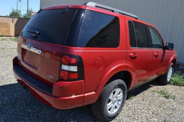 2010 Ford Explorer ESi