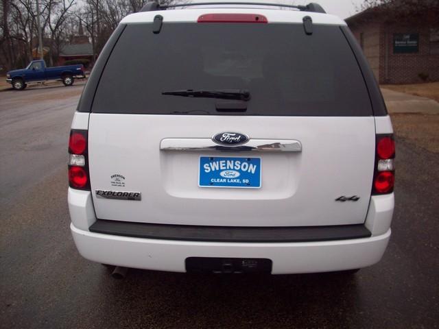 2010 Ford Explorer ESi