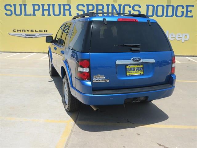 2010 Ford Explorer ESi