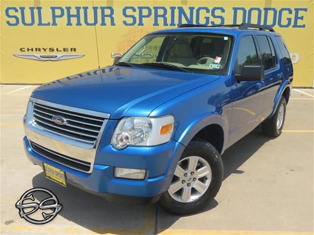 2010 Ford Explorer ESi