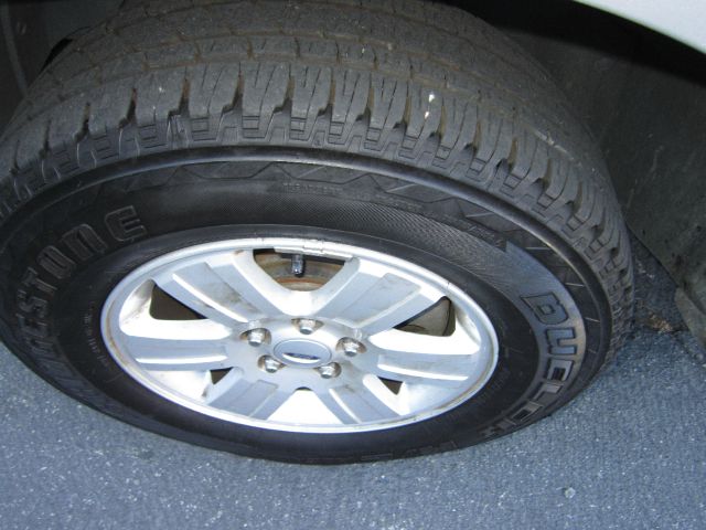 2010 Ford Explorer LT EXT 15