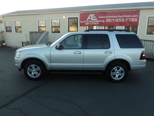 2010 Ford Explorer GXL