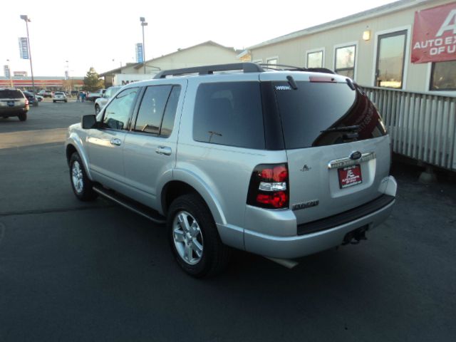 2010 Ford Explorer GXL