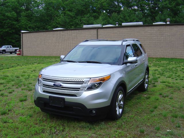 2011 Ford Explorer SL 4x4 Regular Cab