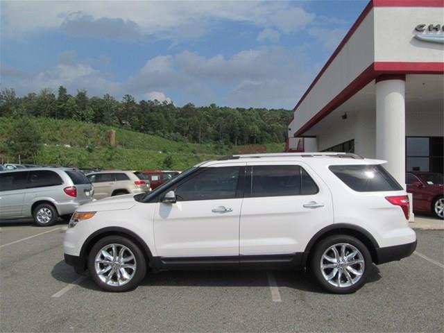 2011 Ford Explorer SLT 25
