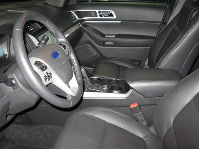 2012 Ford Explorer ESi