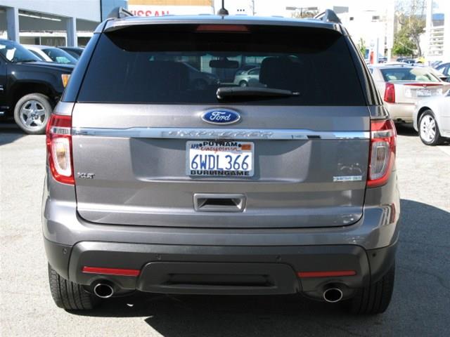 2012 Ford Explorer ESi