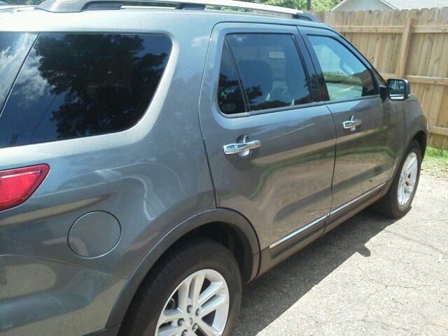 2012 Ford Explorer ESi