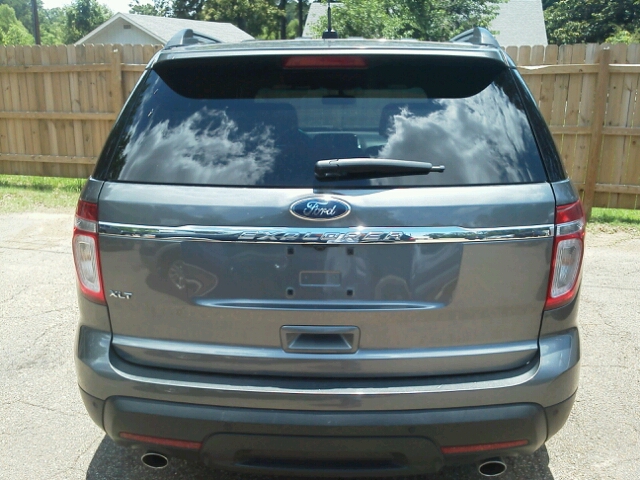 2012 Ford Explorer ESi
