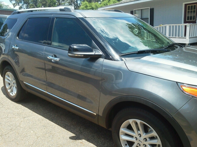 2012 Ford Explorer ESi