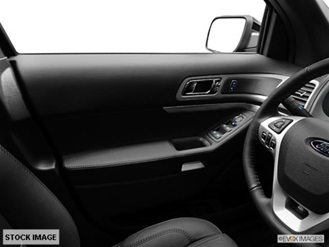 2012 Ford Explorer ESi