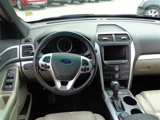 2012 Ford Explorer ESi