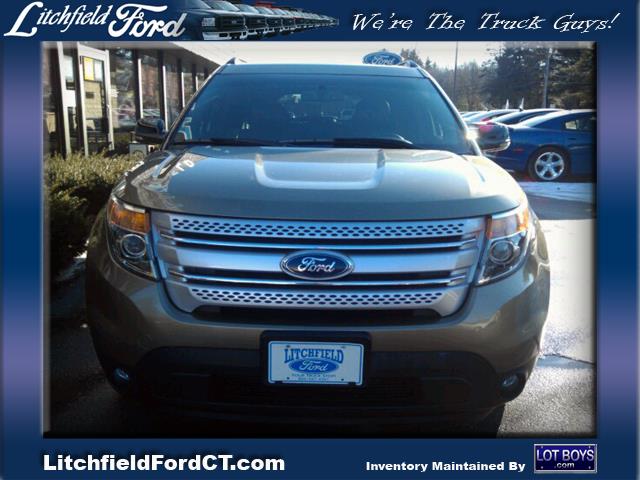 2012 Ford Explorer ESi
