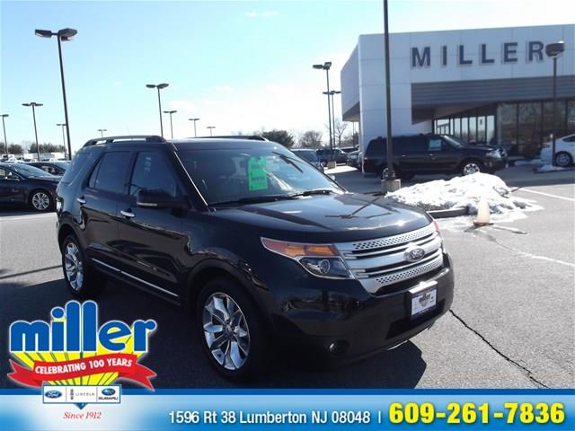 2013 Ford Explorer ESi