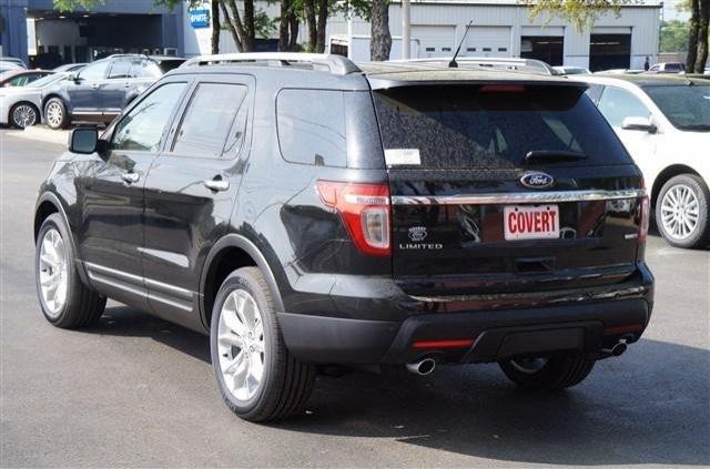 2013 Ford Explorer SLT 25
