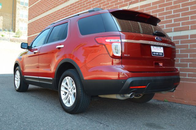 2013 Ford Explorer T6 AWD Leather Moonroof Navigation