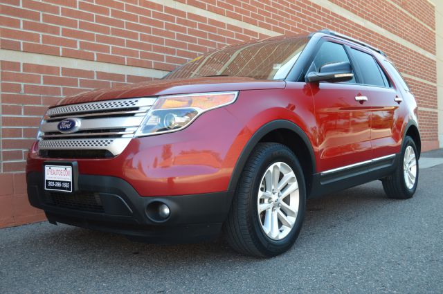 2013 Ford Explorer T6 AWD Leather Moonroof Navigation