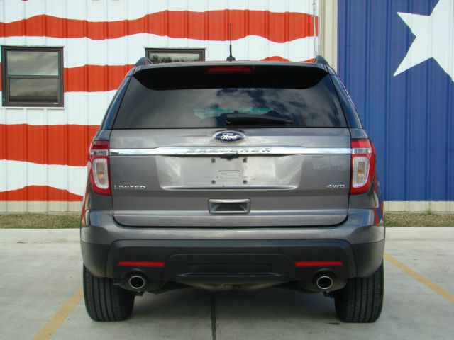 2013 Ford Explorer Super