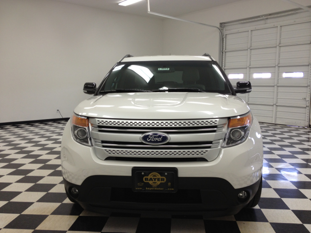 2014 Ford Explorer 31 FOOT