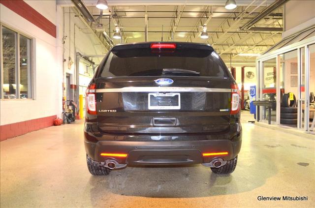 2014 Ford Explorer SLT 25