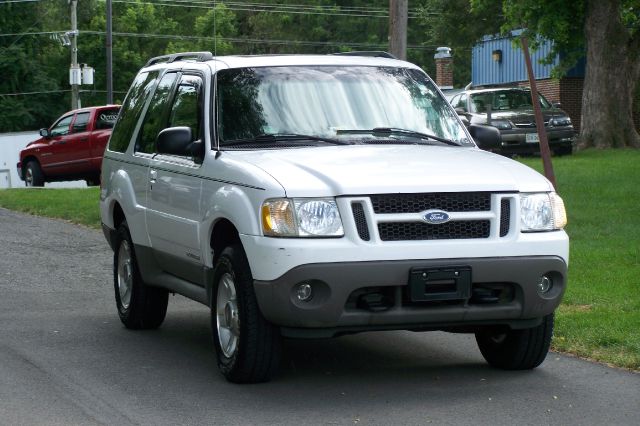 2002 Ford Explorer Sport 2007 Toyota XL