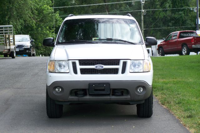 2002 Ford Explorer Sport 2007 Toyota XL