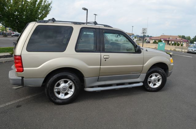 2002 Ford Explorer Sport Base 5 SP