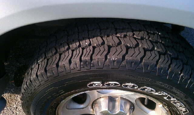 2002 Ford Explorer Sport 2007 Toyota XL