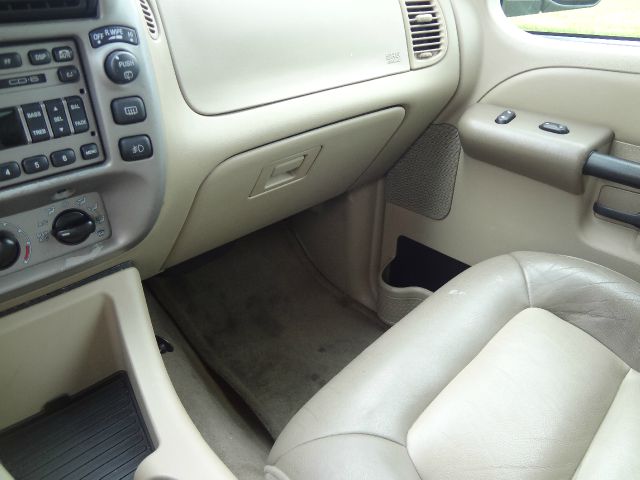 2003 Ford Explorer Sport L- Edition