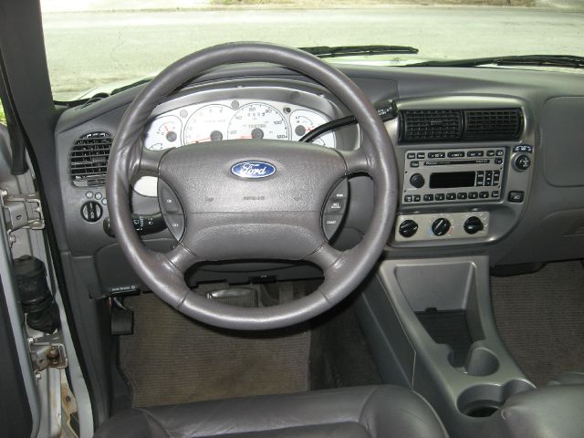 2002 Ford Explorer Sport Trac SE W/rse