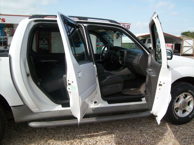 2002 Ford Explorer Sport Trac XL Ext. Cab