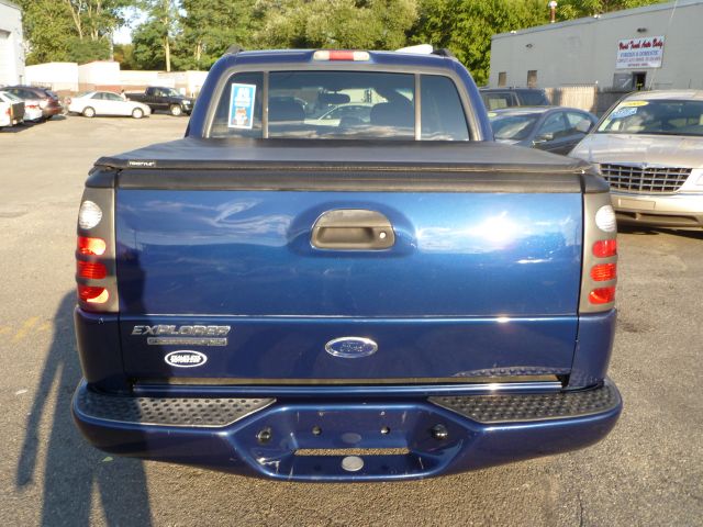 2004 Ford Explorer Sport Trac SL 4x4 Regular Cab