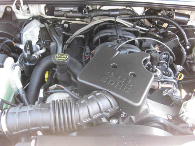 2004 Ford Explorer Sport Trac SL 4x4 Regular Cab