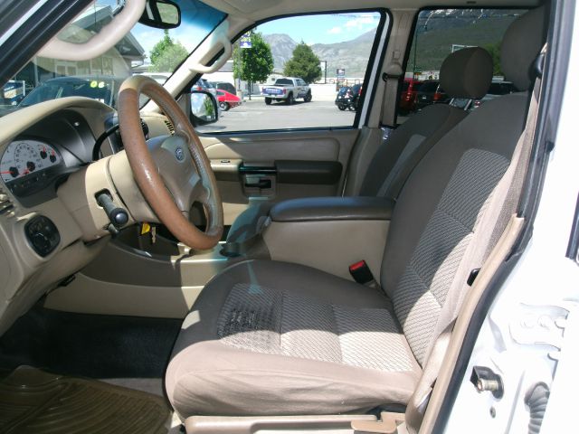 2005 Ford Explorer Sport Trac SL 4x4 Regular Cab