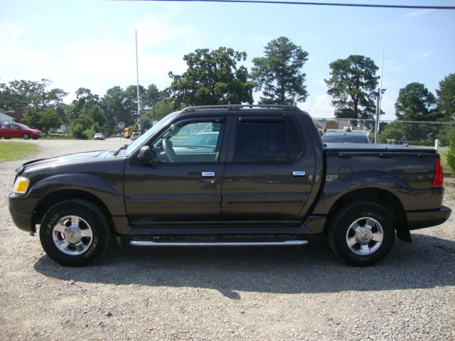 2005 Ford Explorer Sport Trac Two Door Hardtop