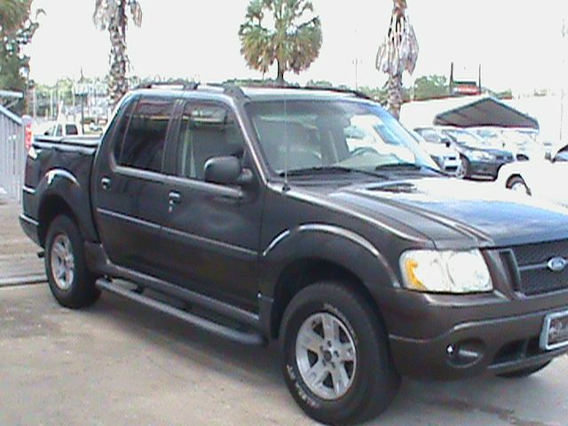 2005 Ford Explorer Sport Trac Two Door Hardtop