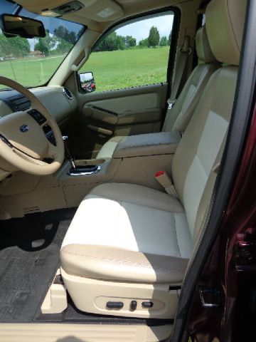 2007 Ford Explorer Sport Trac SLS Base