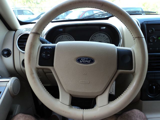 2007 Ford Explorer Sport Trac 4WD 5dr EX